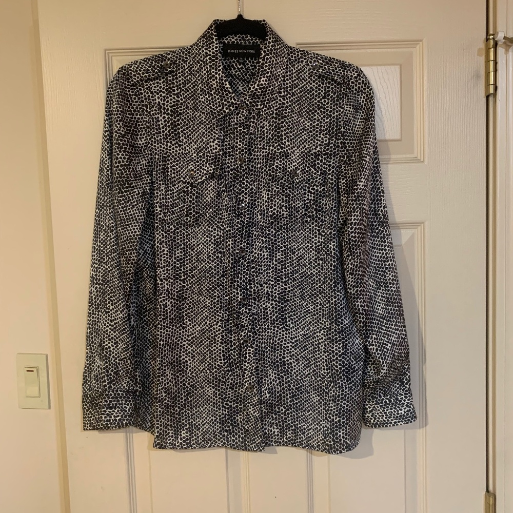 Jones New York Black/Ivory Print Blouse sz M